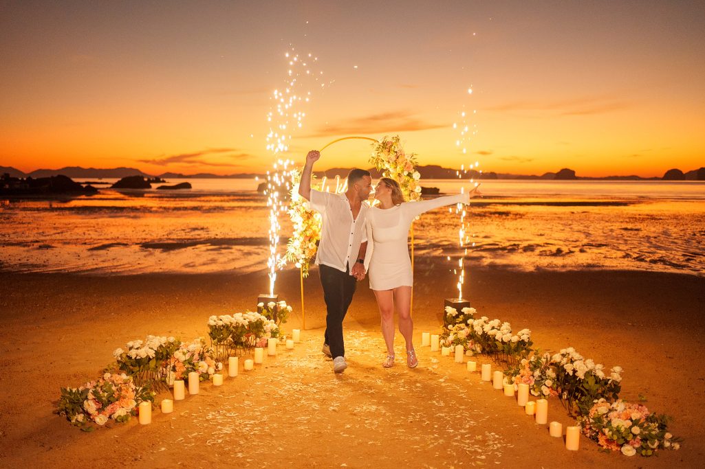 Krabi surprise proposal decoration planner, Krabi Wedding Planner, Krabi wedding, Krabi Wedding Planner, Krabi wedding organizer , Surprise proposal, Krabi surprise proposal photography, proposal decoration, surprise proposal photographer in Krabi