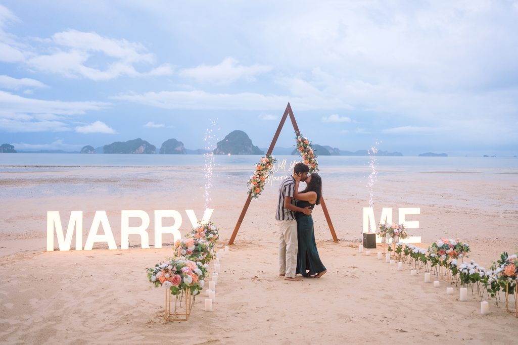 Krabi surprise proposal decoration planner, Krabi Wedding Planner, Krabi wedding, Krabi Wedding Planner, Krabi wedding organizer , Surprise proposal, Krabi surprise proposal photography, proposal decoration, surprise proposal photographer in Krabi