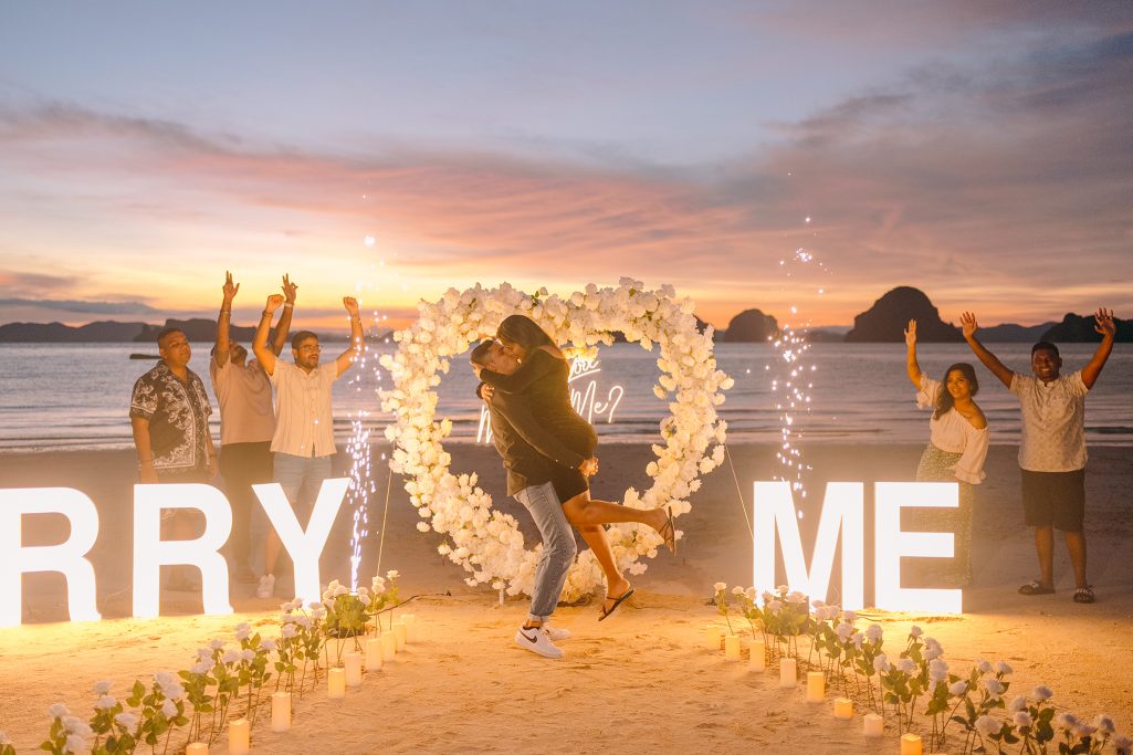 Krabi surprise proposal decoration planner, Krabi Wedding Planner, Krabi wedding, Krabi Wedding Planner, Krabi wedding organizer , Surprise proposal, Krabi surprise proposal photography, proposal decoration, surprise proposal photographer in Krabi