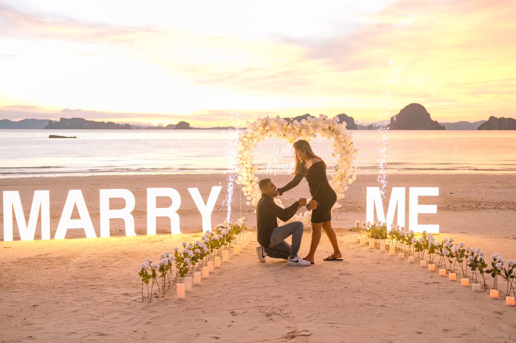 Krabi surprise proposal decoration planner, Krabi Wedding Planner, Krabi wedding, Krabi Wedding Planner, Krabi wedding organizer , Surprise proposal, Krabi surprise proposal photography, proposal decoration, surprise proposal photographer in Krabi