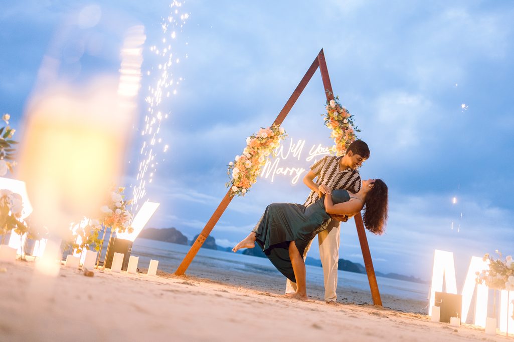 Krabi surprise proposal decoration planner, Krabi Wedding Planner, Krabi wedding, Krabi Wedding Planner, Krabi wedding organizer , Surprise proposal, Krabi surprise proposal photography, proposal decoration, surprise proposal photographer in Krabi