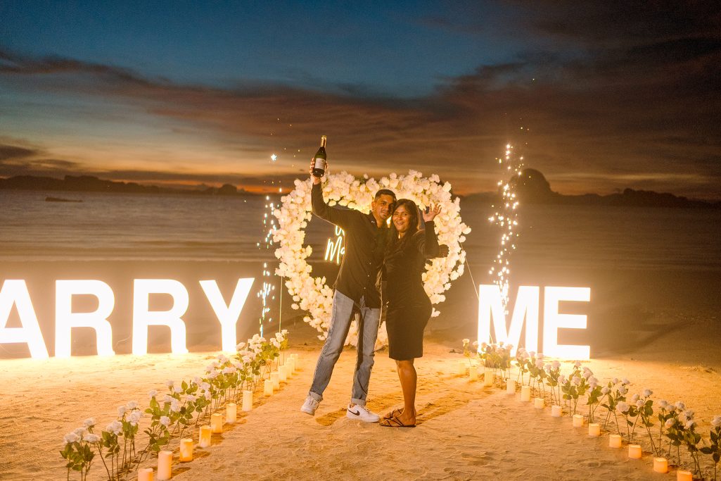 Krabi surprise proposal decoration planner, Krabi Wedding Planner, Krabi wedding, Krabi Wedding Planner, Krabi wedding organizer , Surprise proposal, Krabi surprise proposal photography, proposal decoration, surprise proposal photographer in Krabi