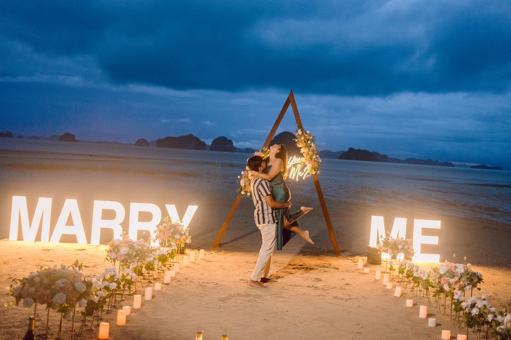 Krabi surprise proposal decoration planner, Krabi Wedding Planner, Krabi wedding, Krabi Wedding Planner, Krabi wedding organizer , Surprise proposal, Krabi surprise proposal photography, proposal decoration, surprise proposal photographer in Krabi