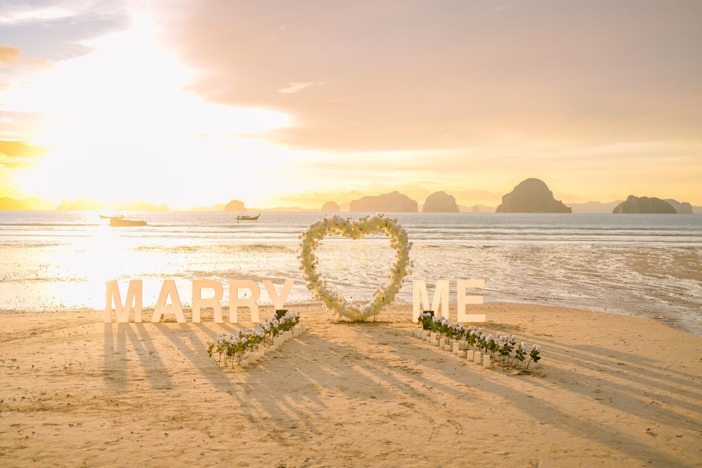 Krabi surprise proposal decoration planner, Krabi Wedding Planner, Krabi wedding, Krabi Wedding Planner, Krabi wedding organizer , Surprise proposal, Krabi surprise proposal photography, proposal decoration, surprise proposal photographer in Krabi