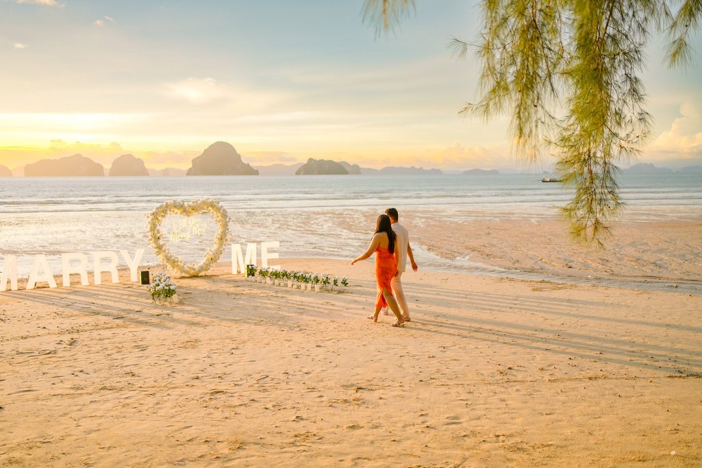 Krabi surprise proposal decoration planner, Krabi Wedding Planner, Krabi wedding, Krabi Wedding Planner, Krabi wedding organizer , Surprise proposal, Krabi surprise proposal photography, proposal decoration, surprise proposal photographer in Krabi