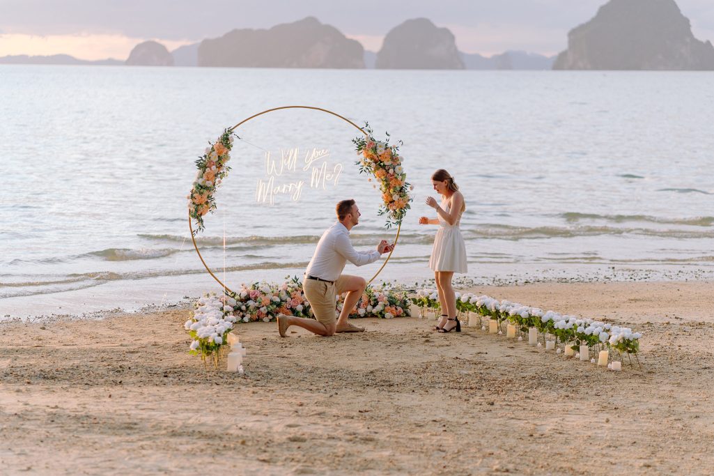 Krabi surprise proposal decoration planner, Krabi Wedding Planner, Krabi wedding, Krabi Wedding Planner, Krabi wedding organizer , Surprise proposal, Krabi surprise proposal photography, proposal decoration, surprise proposal photographer in Krabi