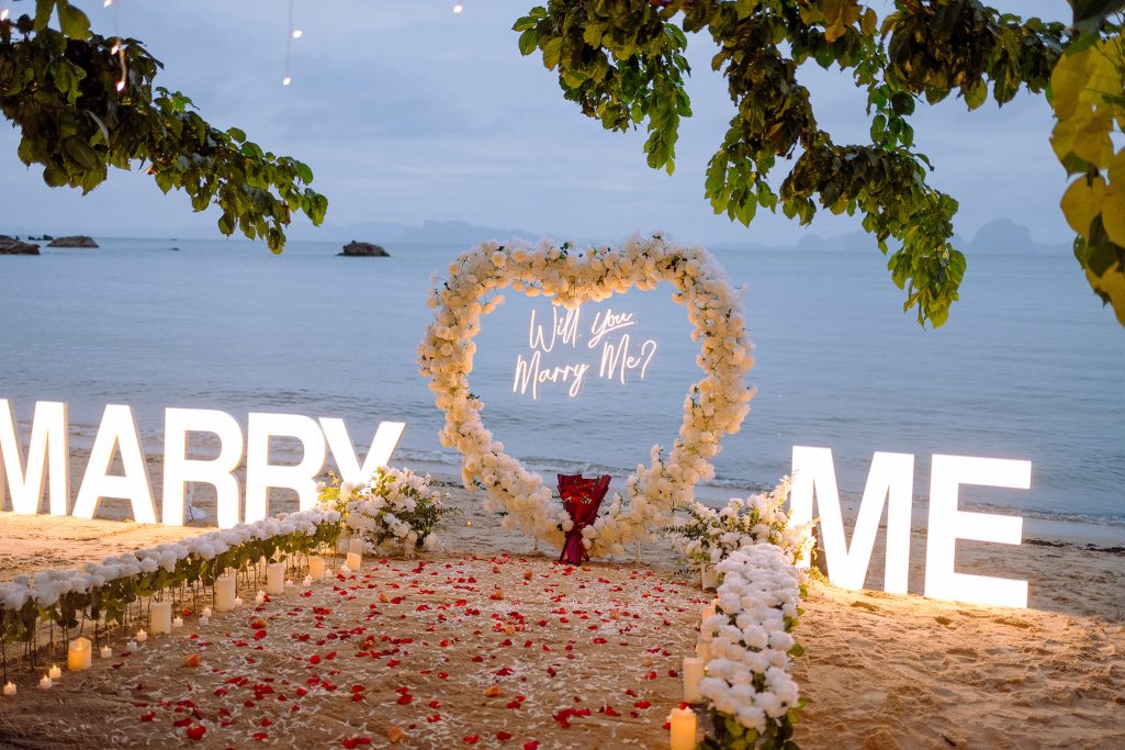 Krabi surprise proposal decoration planner, Krabi Wedding Planner, Krabi wedding, Krabi Wedding Planner, Krabi wedding organizer , Surprise proposal, Krabi surprise proposal photography, proposal decoration, surprise proposal photographer in Krabi