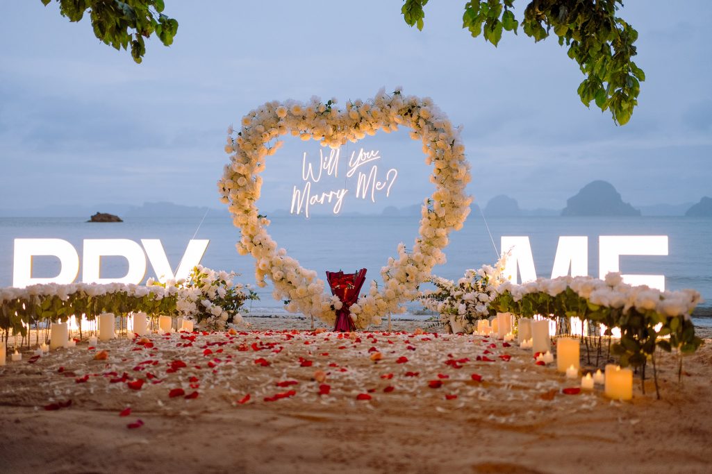 Krabi surprise proposal decoration planner, Krabi Wedding Planner, Krabi wedding, Krabi Wedding Planner, Krabi wedding organizer , Surprise proposal, Krabi surprise proposal photography, proposal decoration, surprise proposal photographer in Krabi