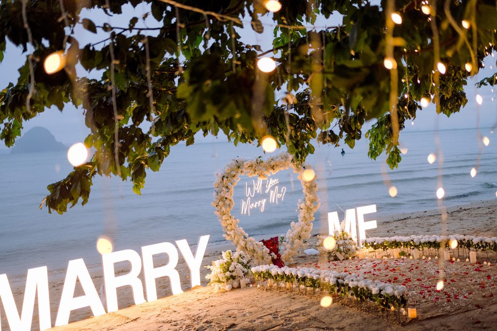 Krabi surprise proposal decoration planner and photographer