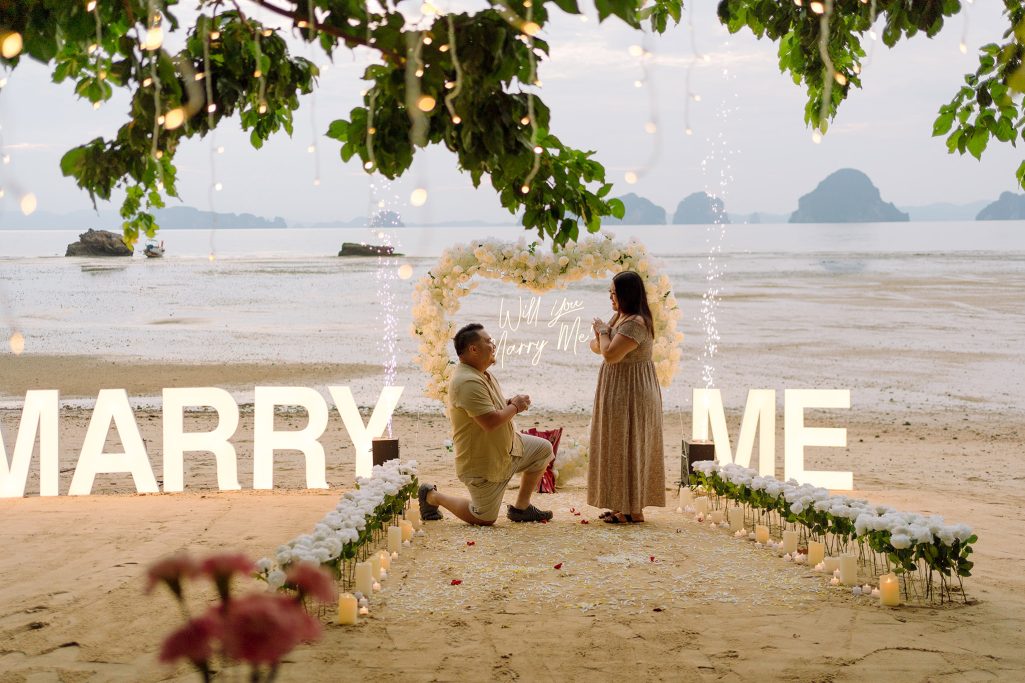 Krabi surprise proposal decoration planner, Krabi Wedding Planner, Krabi wedding, Krabi Wedding Planner, Krabi wedding organizer , Surprise proposal, Krabi surprise proposal photography, proposal decoration, surprise proposal photographer in Krabi