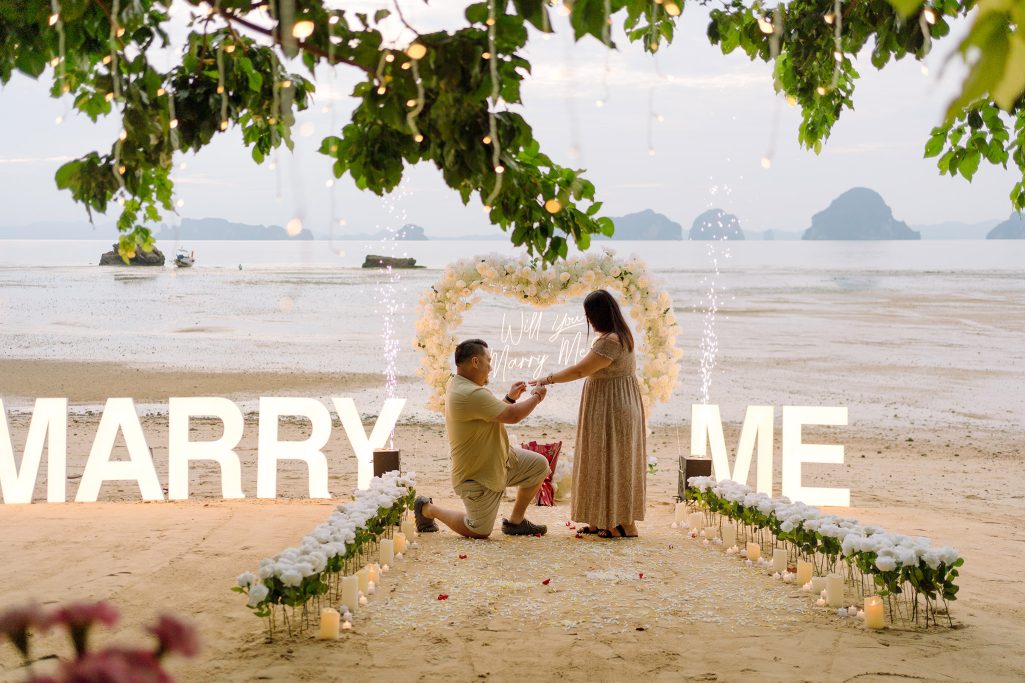 Krabi surprise proposal decoration planner, Krabi Wedding Planner, Krabi wedding, Krabi Wedding Planner, Krabi wedding organizer , Surprise proposal, Krabi surprise proposal photography, proposal decoration, surprise proposal photographer in Krabi