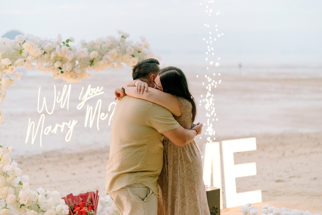 Krabi surprise proposal decoration planner, Krabi Wedding Planner, Krabi wedding, Krabi Wedding Planner, Krabi wedding organizer , Surprise proposal, Krabi surprise proposal photography, proposal decoration, surprise proposal photographer in Krabi