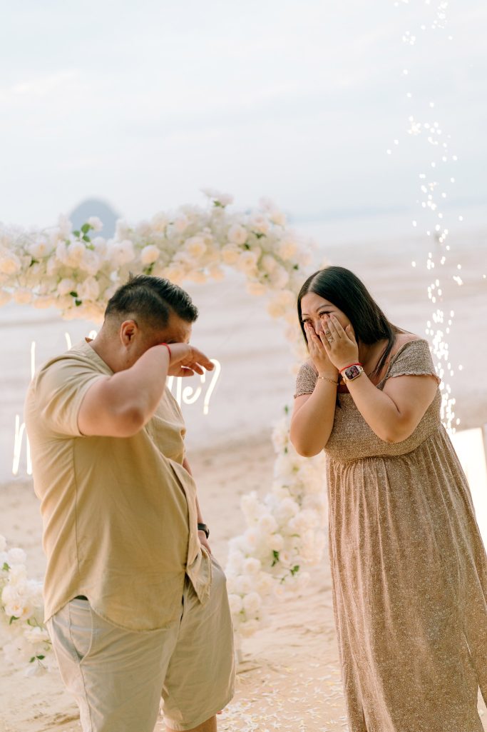 Krabi surprise proposal decoration planner, Krabi Wedding Planner, Krabi wedding, Krabi Wedding Planner, Krabi wedding organizer , Surprise proposal, Krabi surprise proposal photography, proposal decoration, surprise proposal photographer in Krabi