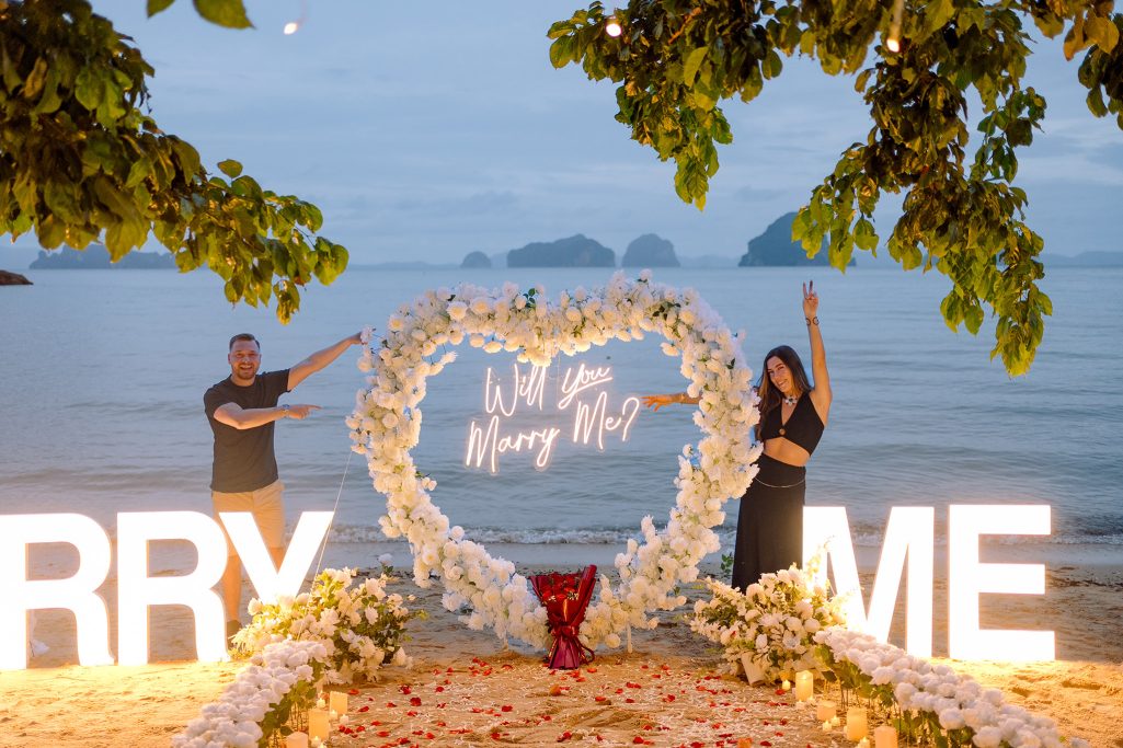 Krabi surprise proposal decoration planner and photographer