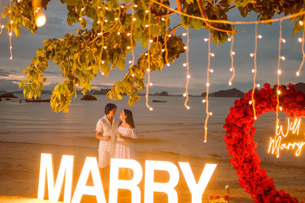 Krabi surprise proposal decoration planner and photographer