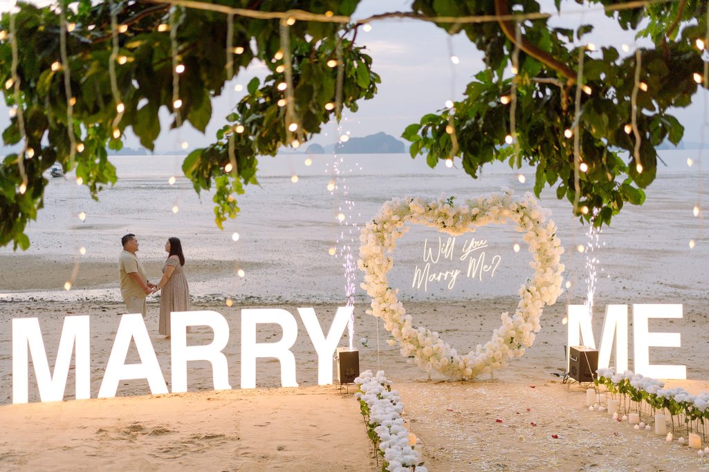 Krabi surprise proposal decoration planner, Krabi Wedding Planner, Krabi wedding, Krabi Wedding Planner, Krabi wedding organizer , Surprise proposal, Krabi surprise proposal photography, proposal decoration, surprise proposal photographer in Krabi