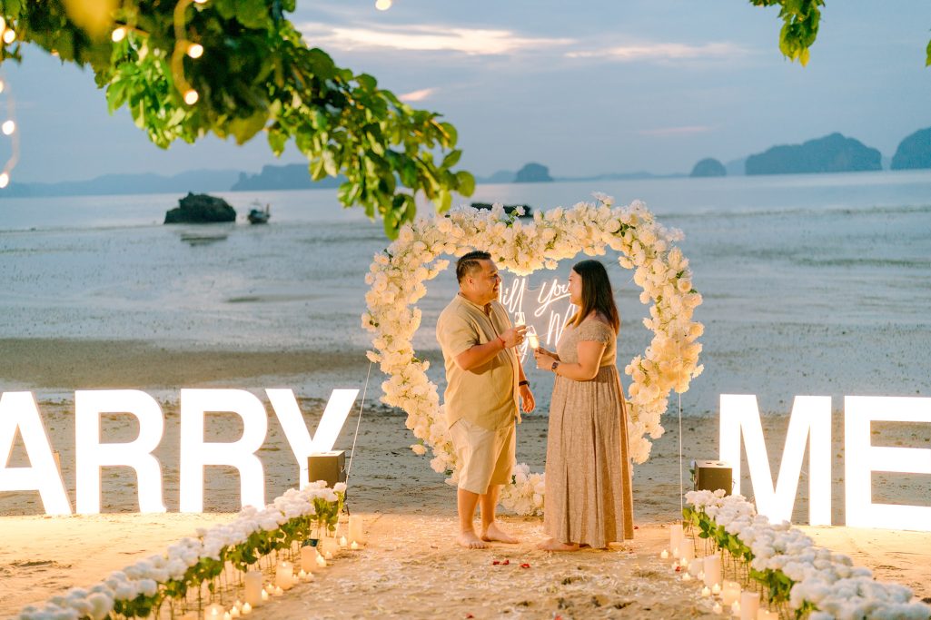 Krabi surprise proposal decoration planner, Krabi Wedding Planner, Krabi wedding, Krabi Wedding Planner, Krabi wedding organizer , Surprise proposal, Krabi surprise proposal photography, proposal decoration, surprise proposal photographer in Krabi