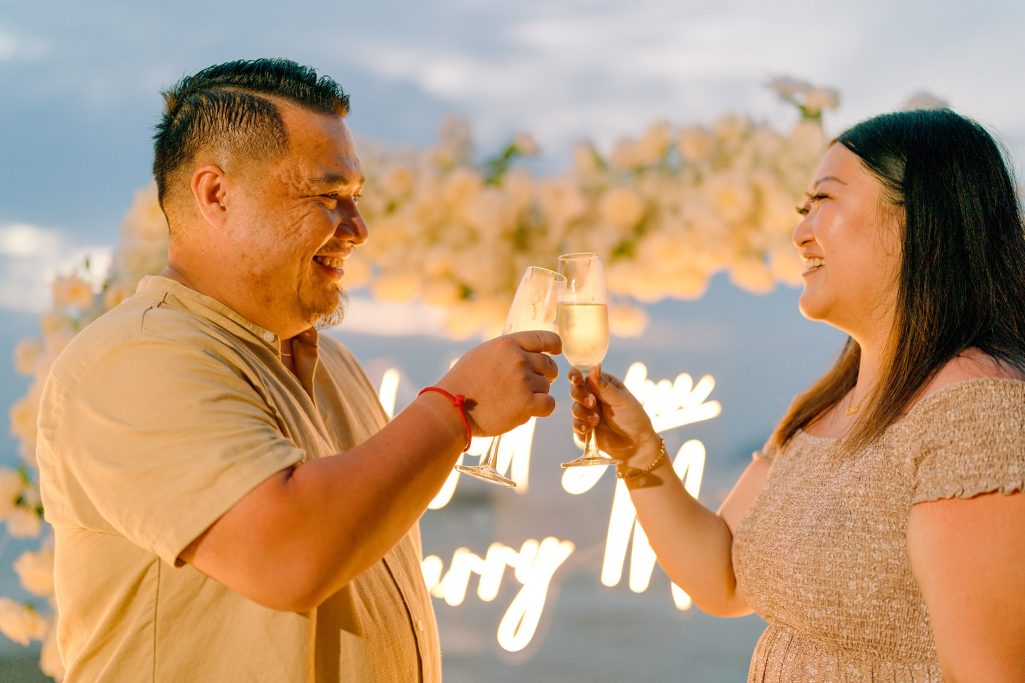 Krabi surprise proposal decoration planner, Krabi Wedding Planner, Krabi wedding, Krabi Wedding Planner, Krabi wedding organizer , Surprise proposal, Krabi surprise proposal photography, proposal decoration, surprise proposal photographer in Krabi