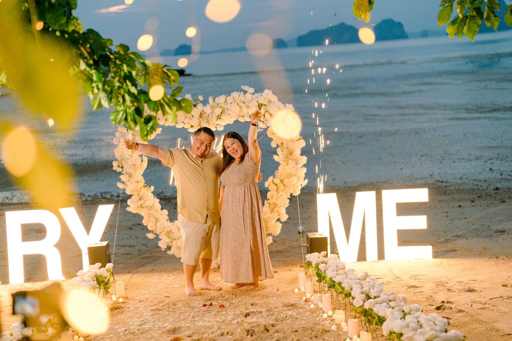 Krabi surprise proposal decoration planner, Krabi Wedding Planner, Krabi wedding, Krabi Wedding Planner, Krabi wedding organizer , Surprise proposal, Krabi surprise proposal photography, proposal decoration, surprise proposal photographer in Krabi