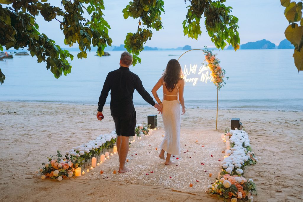 Krabi surprise proposal decoration planner, Krabi Wedding Planner, Krabi wedding, Krabi Wedding Planner, Krabi wedding organizer , Surprise proposal, Krabi surprise proposal photography, proposal decoration, surprise proposal photographer in Krabi